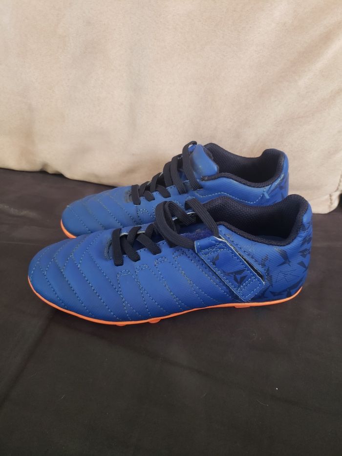 Chaussures de foot Kipsta taille 32