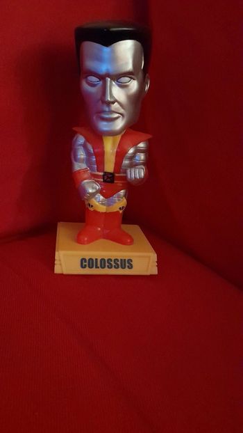 Figurine Marvel colossus