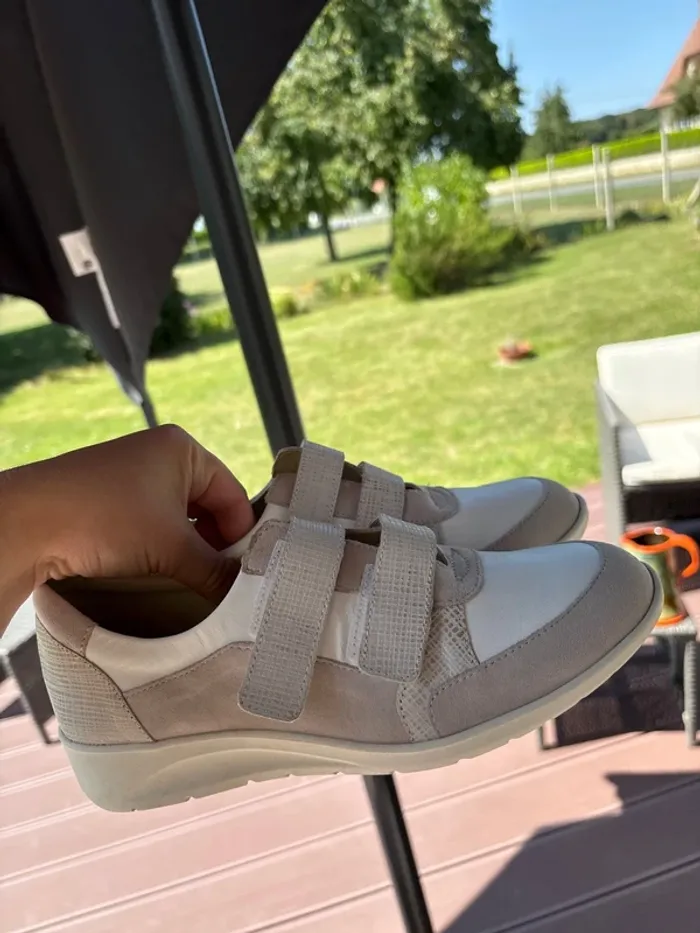 Chaussures à scratch taille 37 - photo numéro 2
