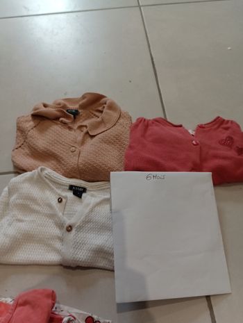 Lot de vêtements fille taille 6 mois été