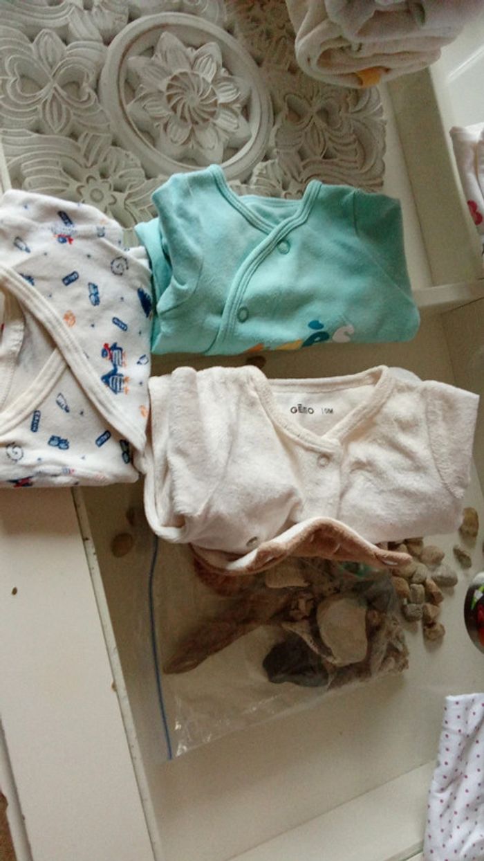 Lot 2 pyjamas + 1 bodie + 1 brassière en laine taille 0Mois - Naissance