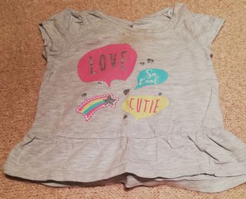 Teeshirt évasé sur le ventre