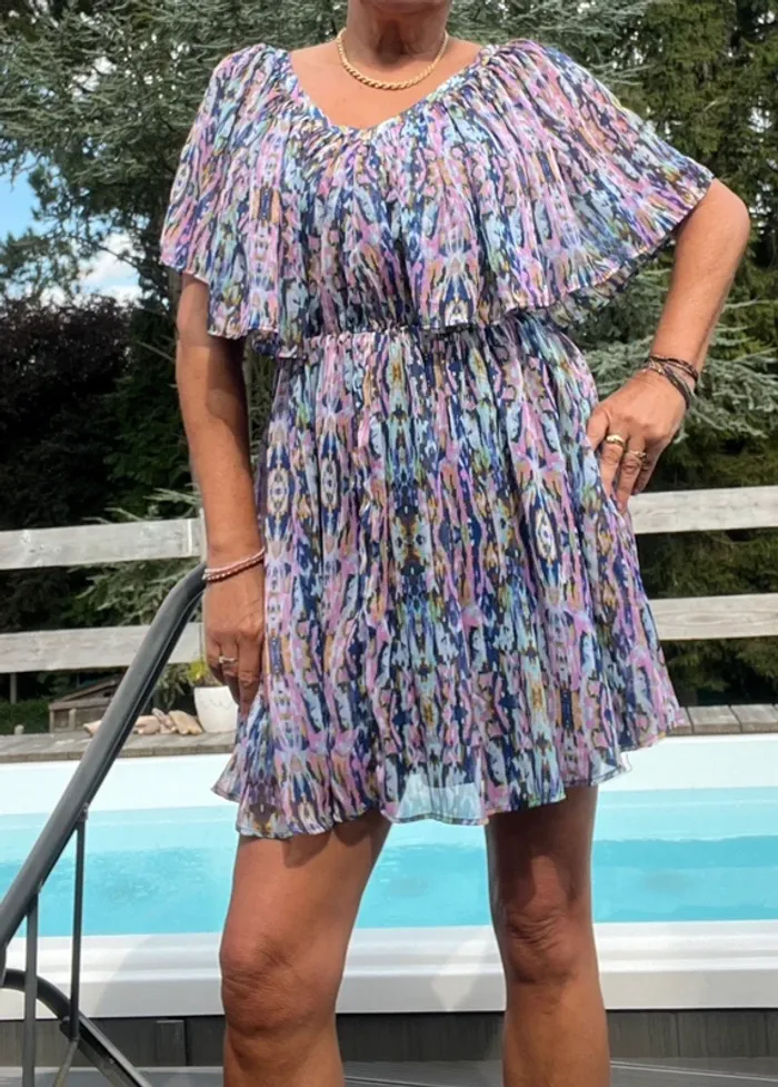 Jolie robe été fluide taille 36-38 état impeccable été à voir en urgence - photo numéro 2