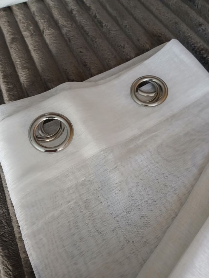 1 rideaux voilage. - photo numéro 2