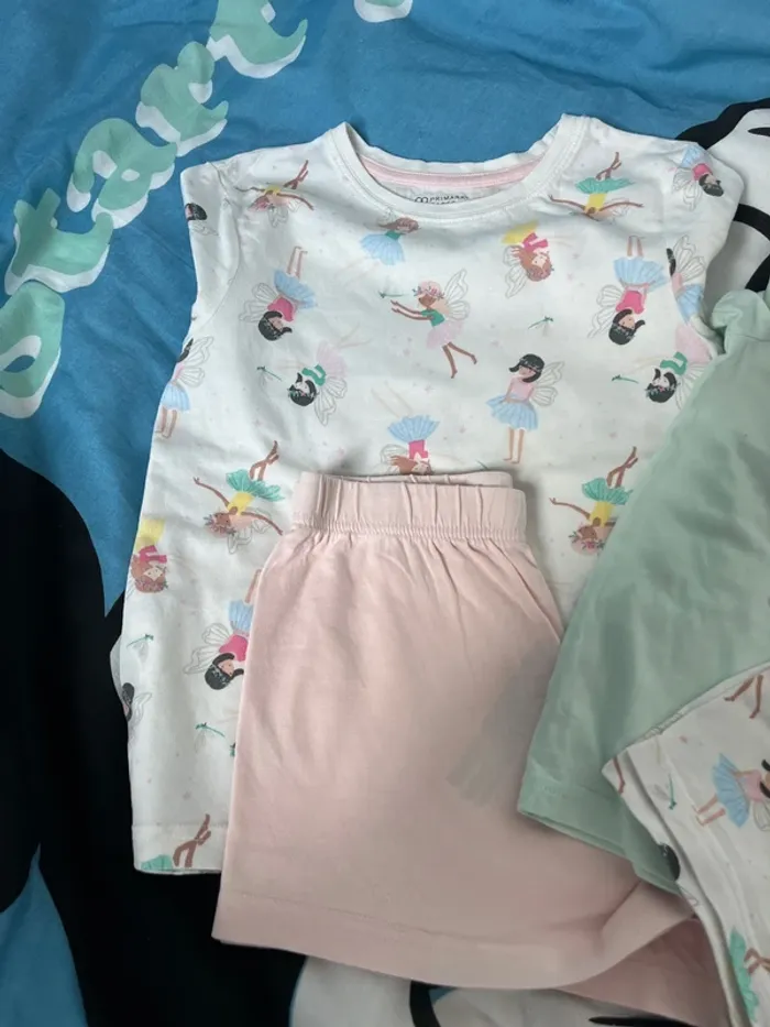 Lot de 2 pyjamas short 5-6 ans - photo numéro 2