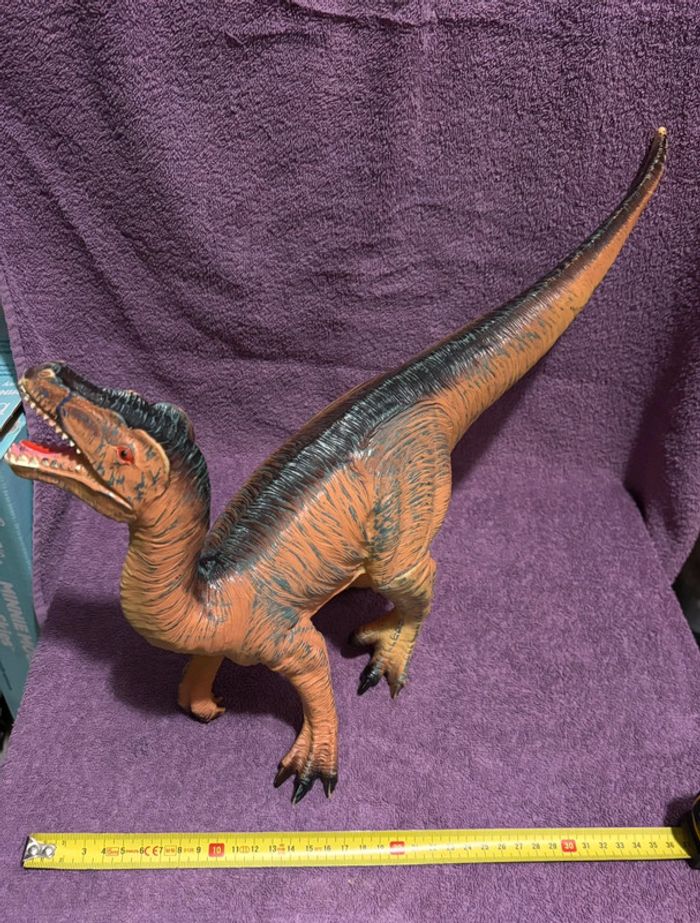 Gros lot de figurines dinosaure. - photo numéro 2