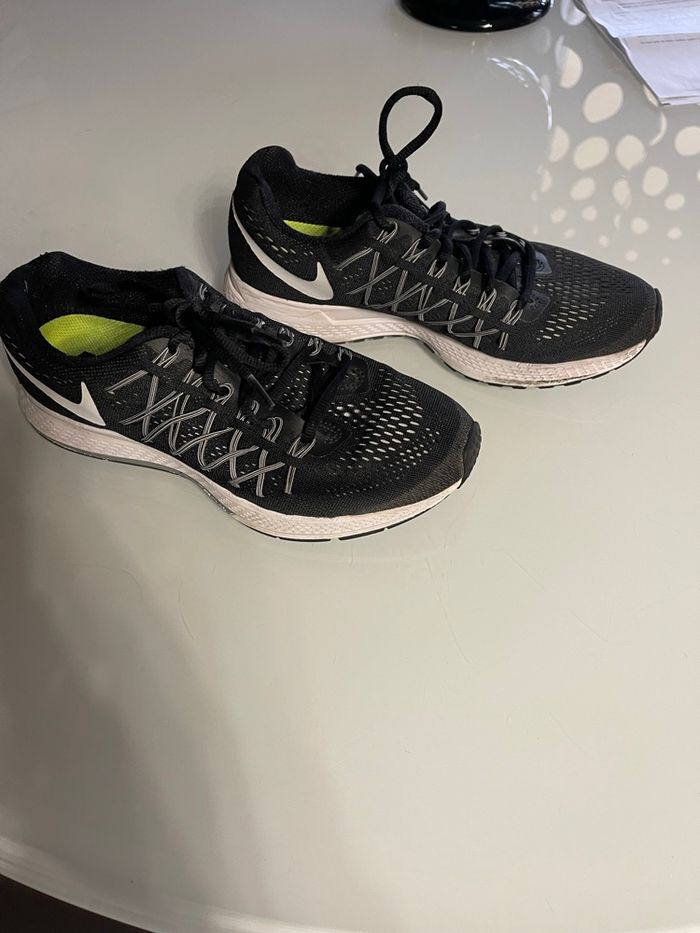baskets nike quasi neuve pointure 40