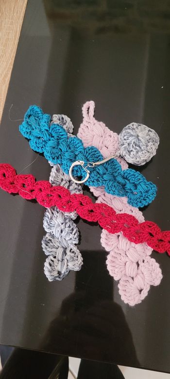 Dragonne  marque  page et porte cle coeur