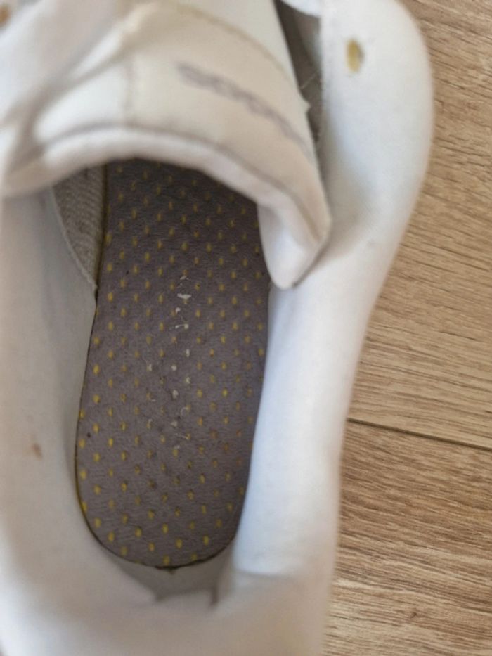 Baskets Adidas blanches, 38, comme neuves - photo numéro 5