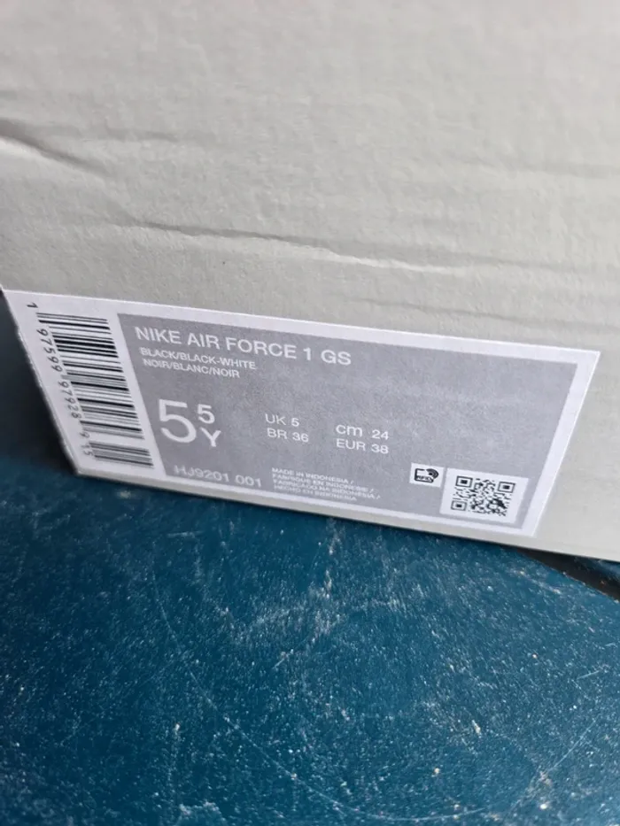 Nike air force 1 blanc noir taille 38 neuves - photo numéro 9