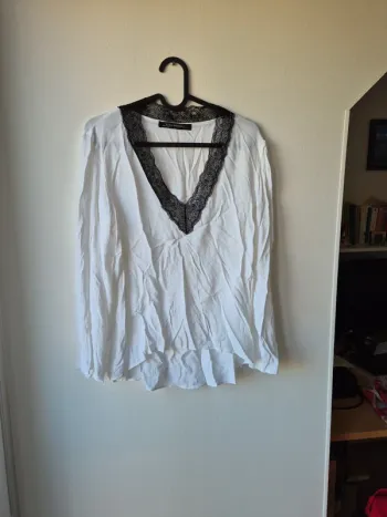chemisier col va dentelle zara