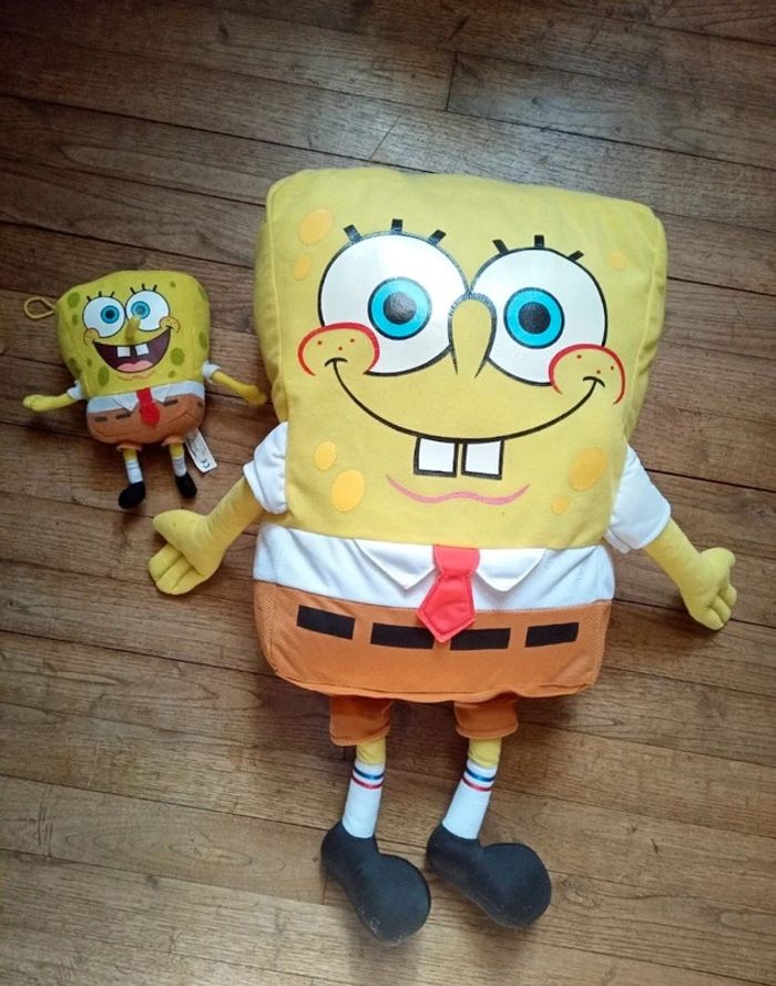 Lot peluches Bob l'éponge