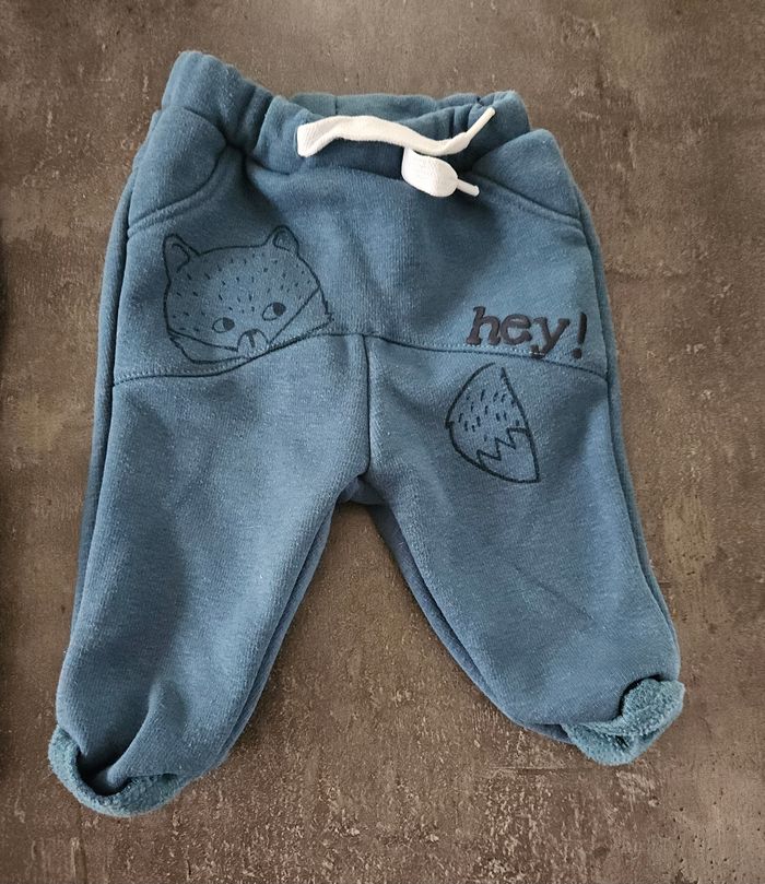 Lot 6 pantalons - photo numéro 4