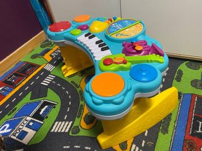 Piano 🎹 électronique King jouet