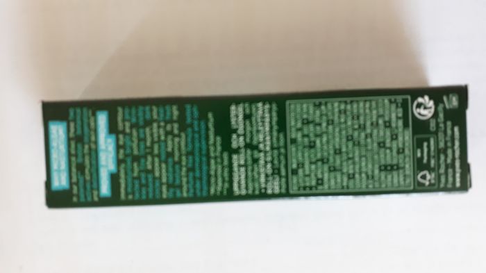 Roll on regard Yves Rocher neuf défatiguant éclat 15 ml - photo numéro 2