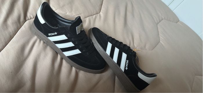 Spezial pointure 39 1/3