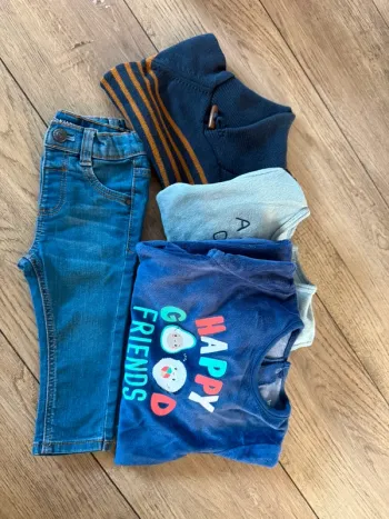 Lot vêtements 9 mois