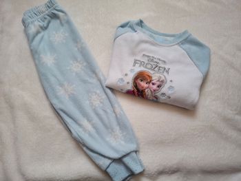 Pyjama reine des neiges 