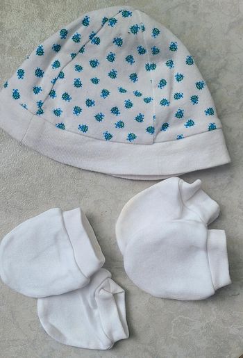 Bonnet + moufles naissance