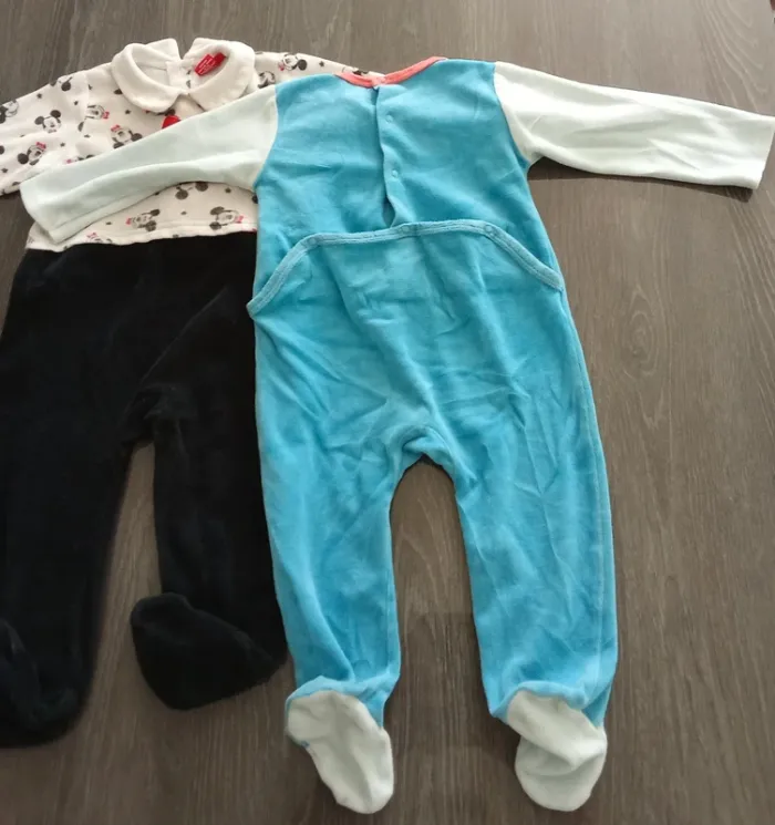 Lot pyjamas mixte 12 mois Disney - photo numéro 4
