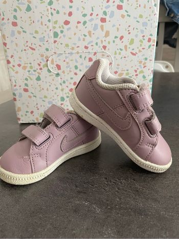 Chaussure Nike  taille 19,5