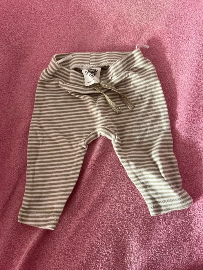 Lot de 5 pantalons taille 3 mois - photo numéro 5