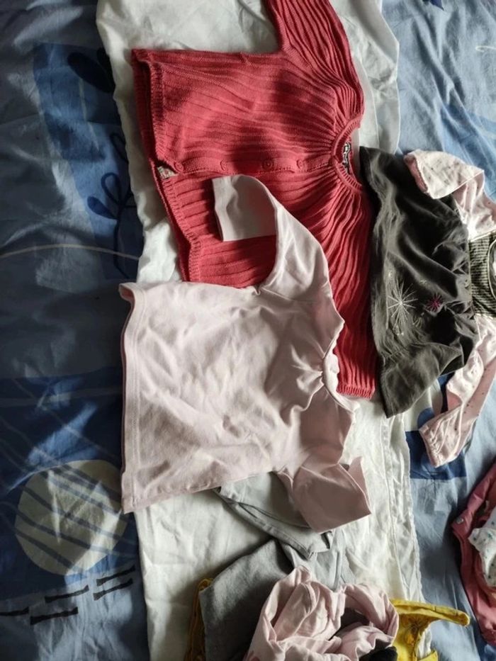 Lot vêtements fille de 3 mois a 18 mois - photo numéro 10