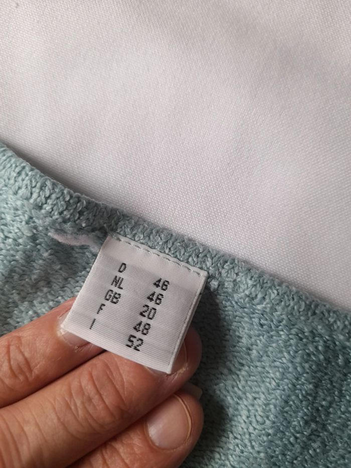 Pull manches courtes Taille 48 - photo numéro 3