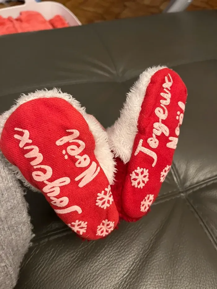 Chaussons Noël 23/24 - photo numéro 2
