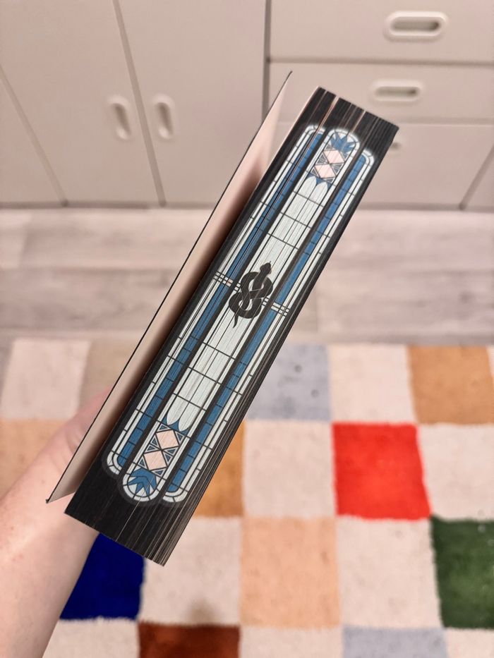 Livre Dark romance Chained - photo numéro 2