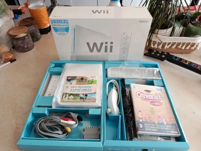 Console Wii avec Wii sport et cérébrale academy