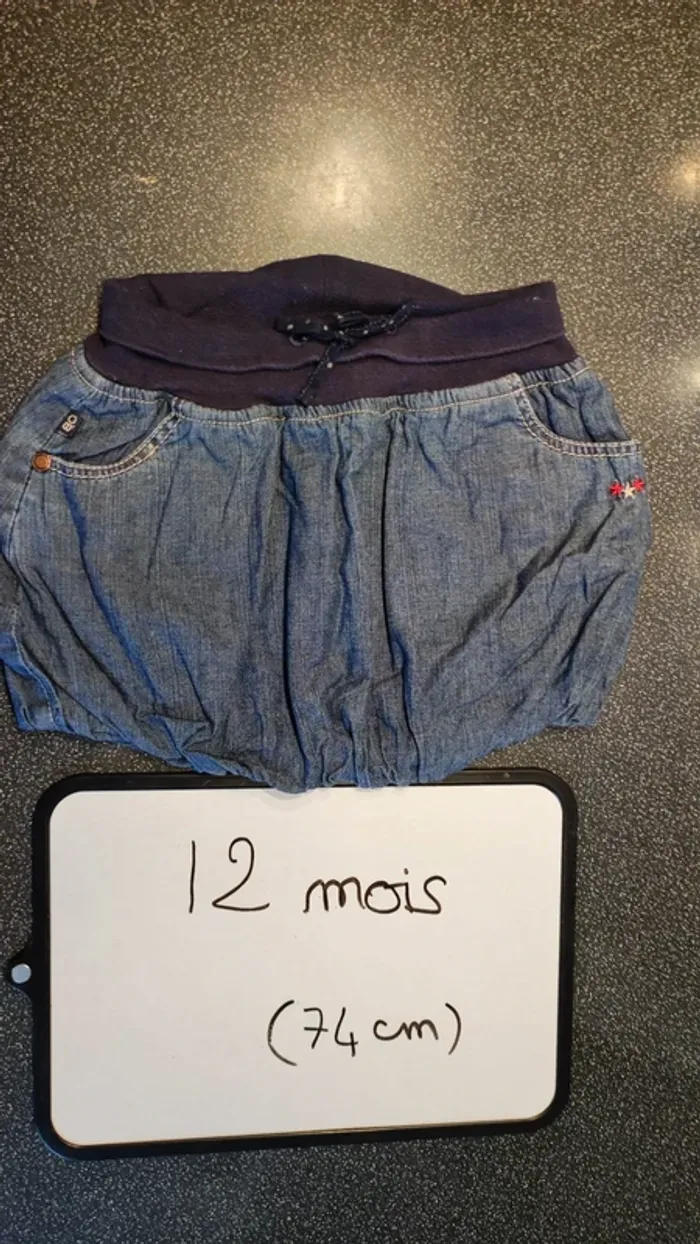 t-shirt à manches courtes + jupe taille 12 mois - photo numéro 2