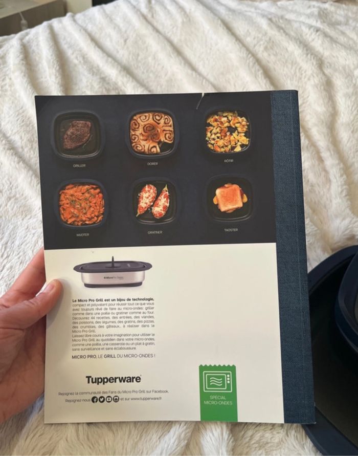 Micro pro grill Tupperware avec son livre - photo numéro 6