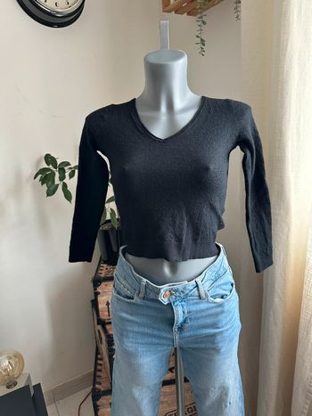 Pull court noir