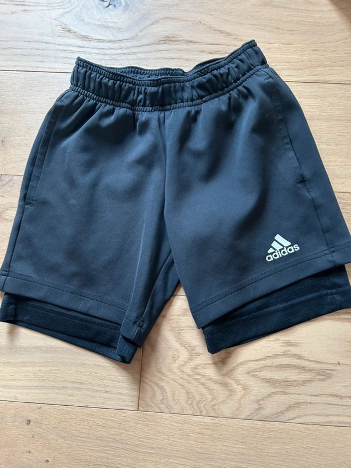 Short 2 en 1 Adidas short de sport Adidas 7-8 ans