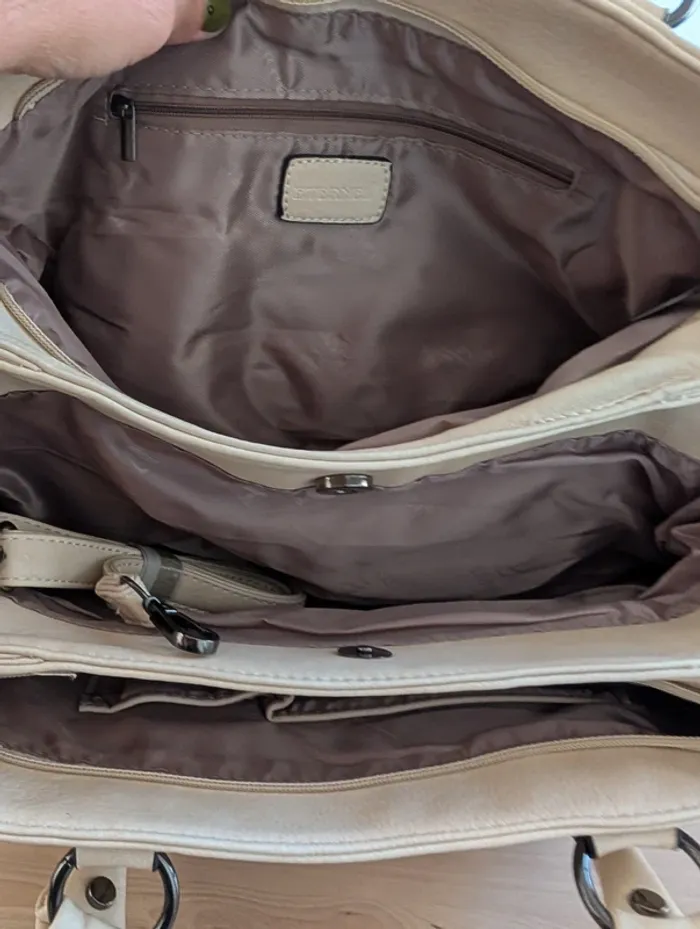 Sac à main avec bandoulière amovible. - photo numéro 4