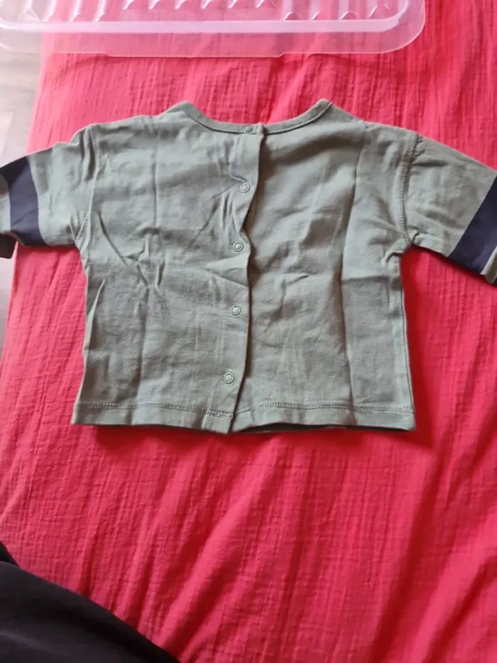 Tee-shirt - photo numéro 3