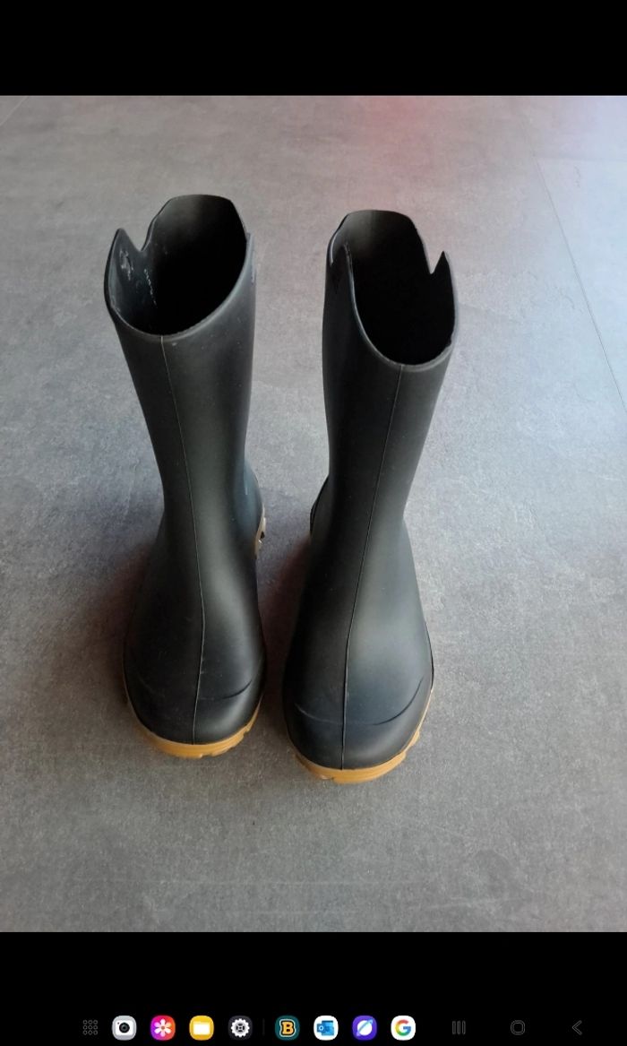 Lot  T25 bottes de pluie neuves Solognac et après-ski Mc Finley en parfait état - photo numéro 6