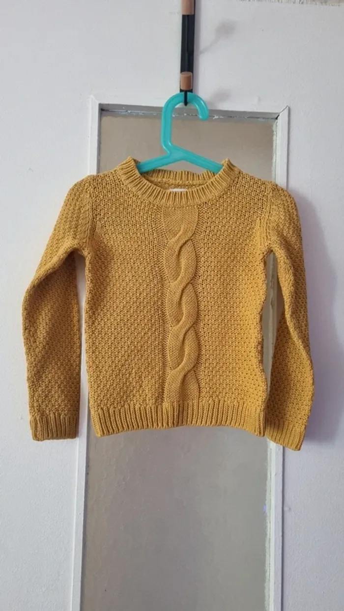 Pull moutarde taille 5 ans creeks