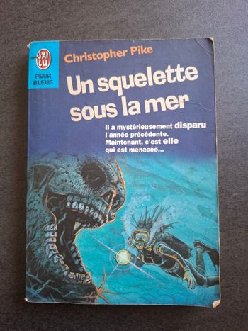 Livre Un squelette sous la mer de Christopher Pike en bon état