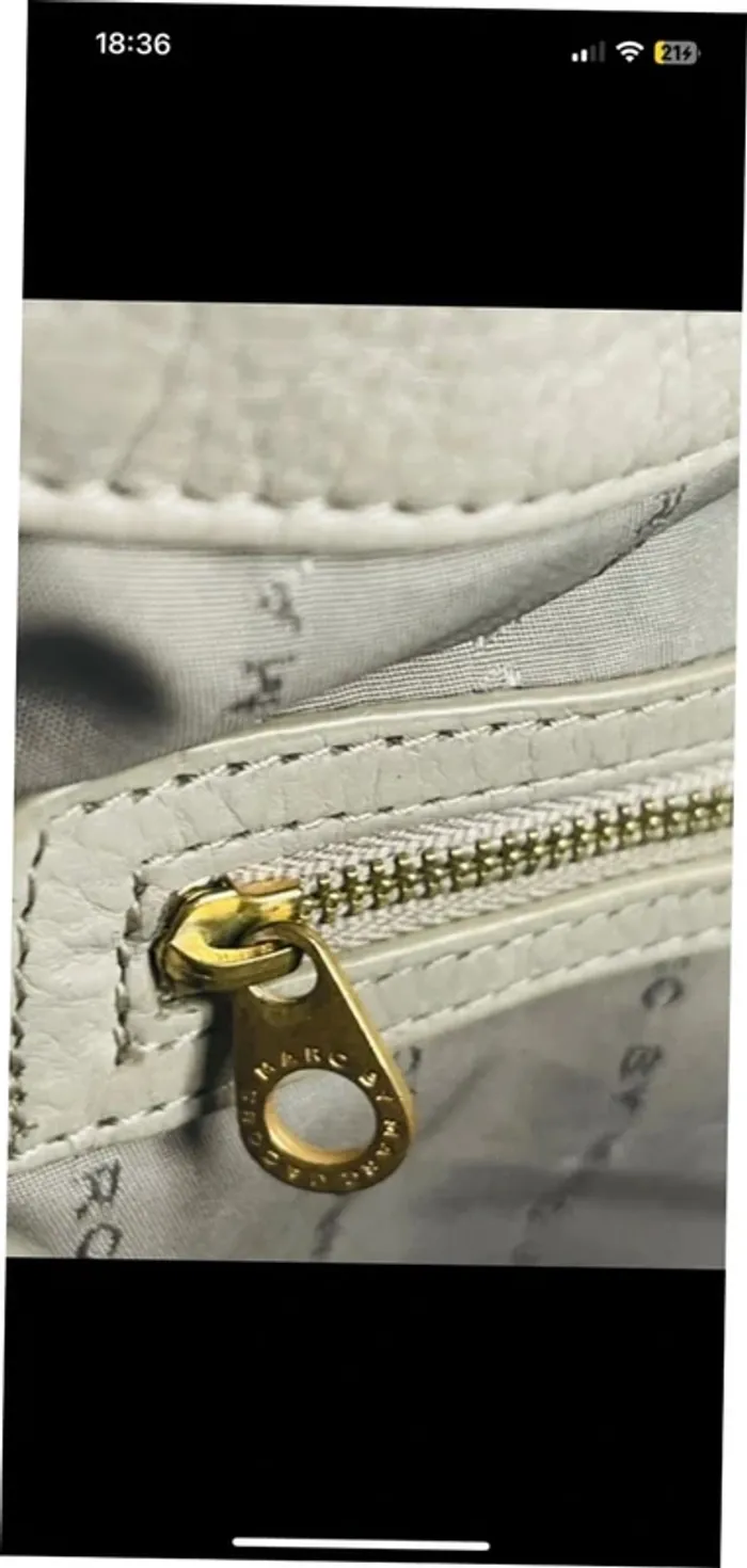 Sublime sac en cuir marc jacobs modèle « too hot to handle » - photo numéro 11