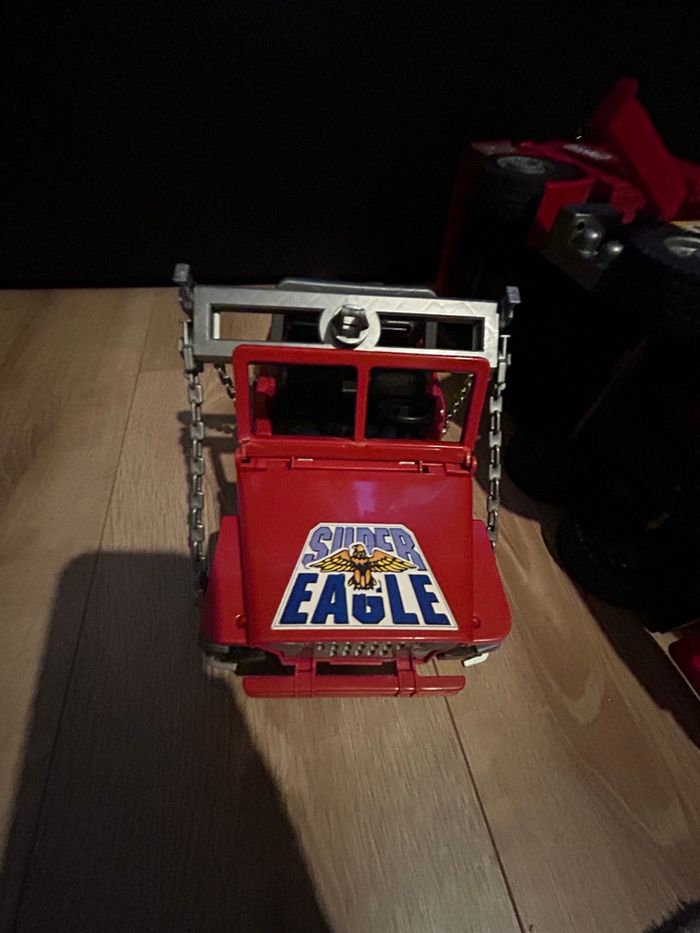 Camion dépanneuse Mercedes - photo numéro 10