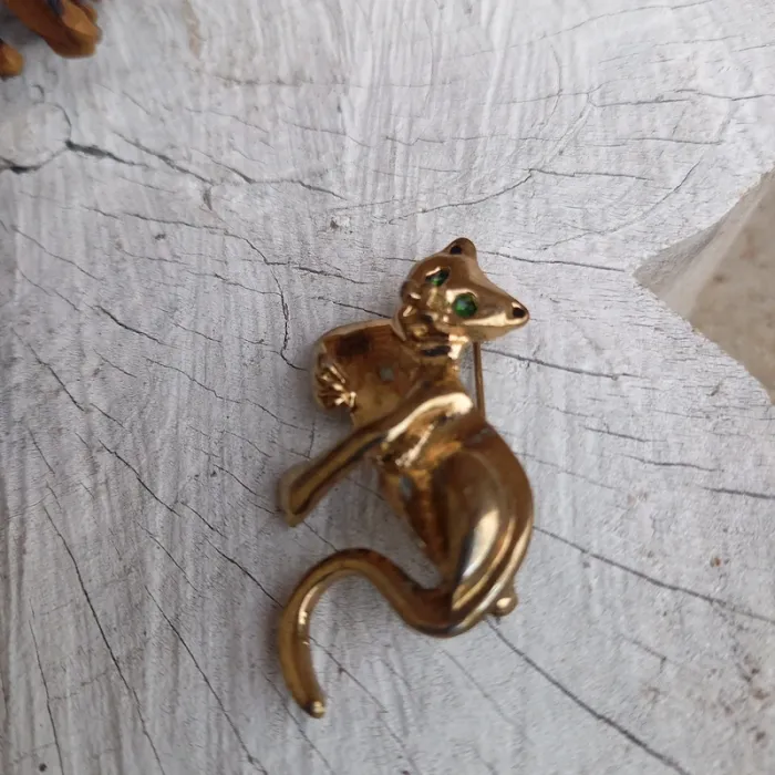 Broche vintage dorée chat - photo numéro 3