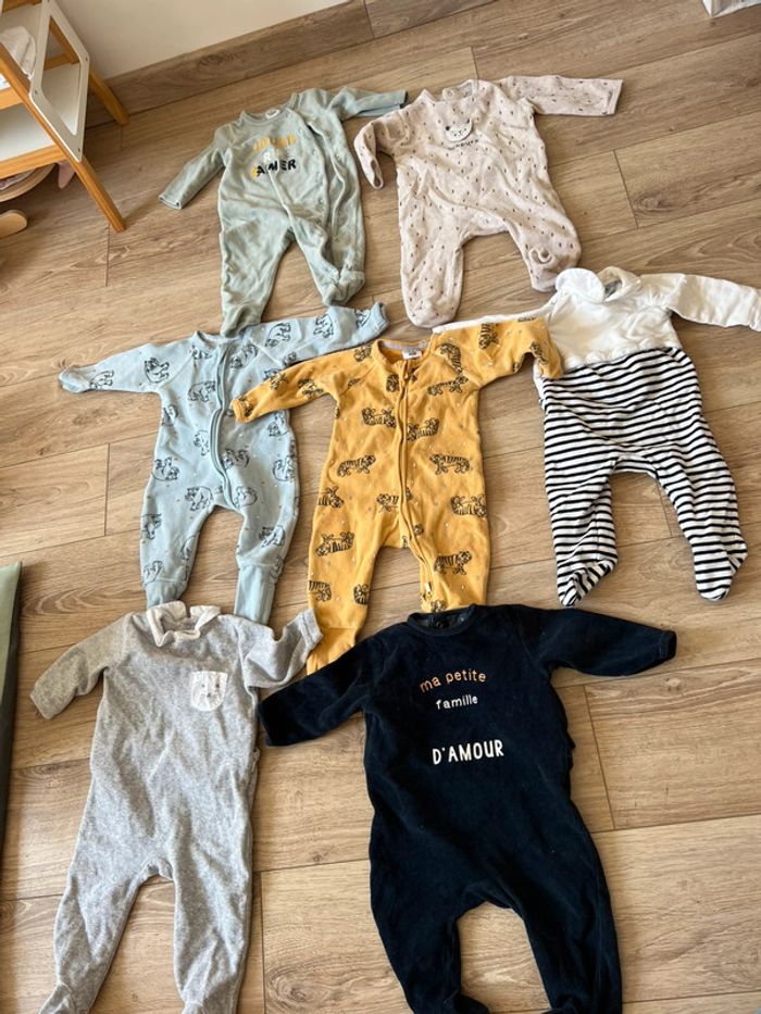 Pyjamas 6 mois