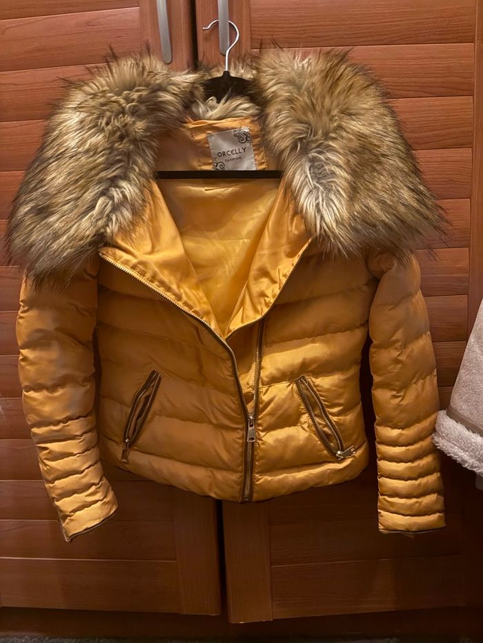 Manteau à fourrure moutarde Orcelly - photo numéro 2