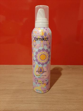 Mousse volume amika