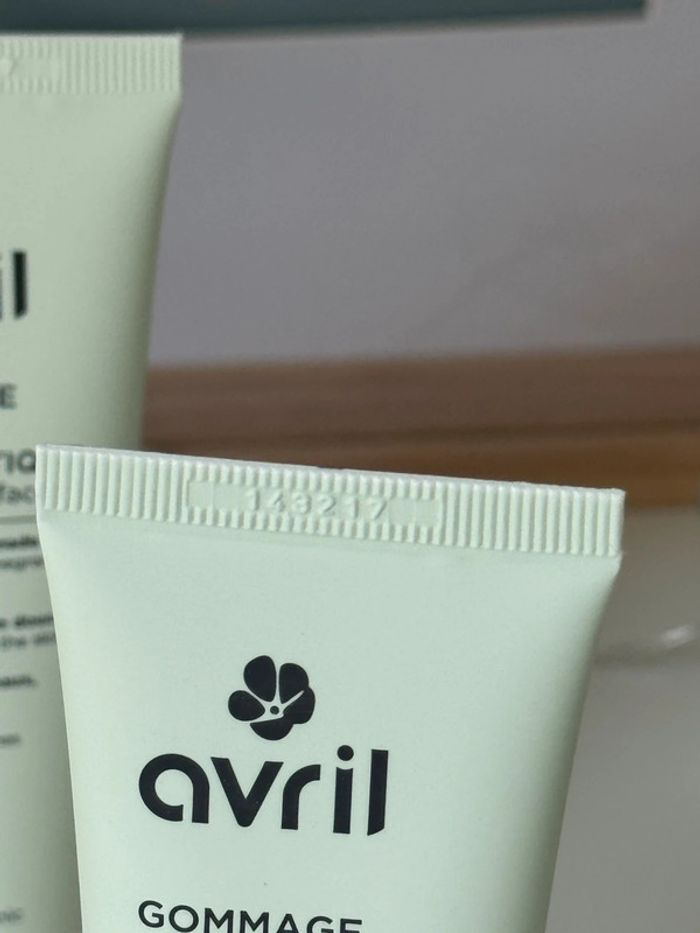 3 tubes gommages enzymatique visage Avril bio 50ml - photo numéro 5