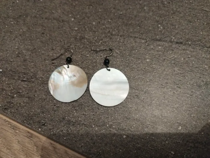 Boucles d'oreilles femme - photo numéro 3