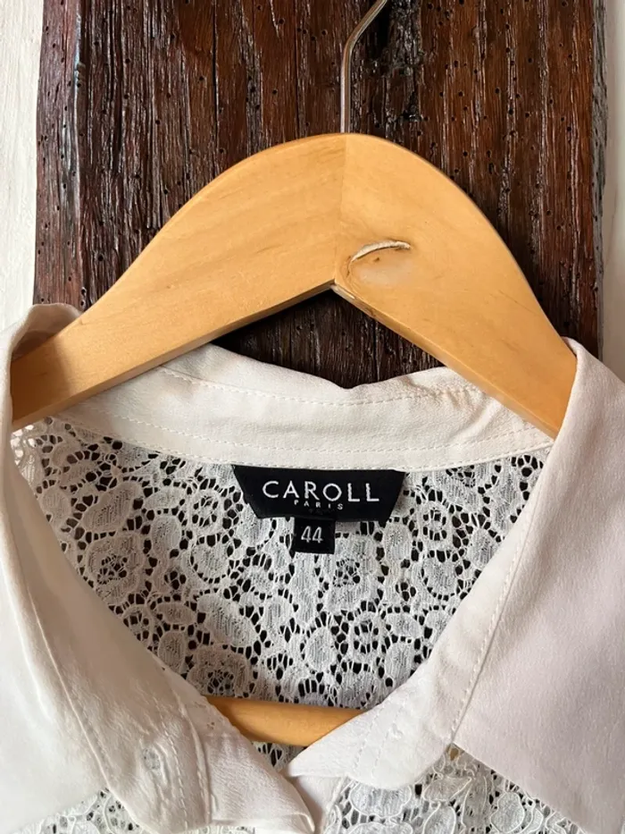Chemise blanche en soie & dentelle Caroll – T. 44 - photo numéro 3