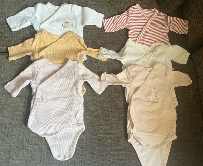 Lot bodies + dors bien - photo numéro 2